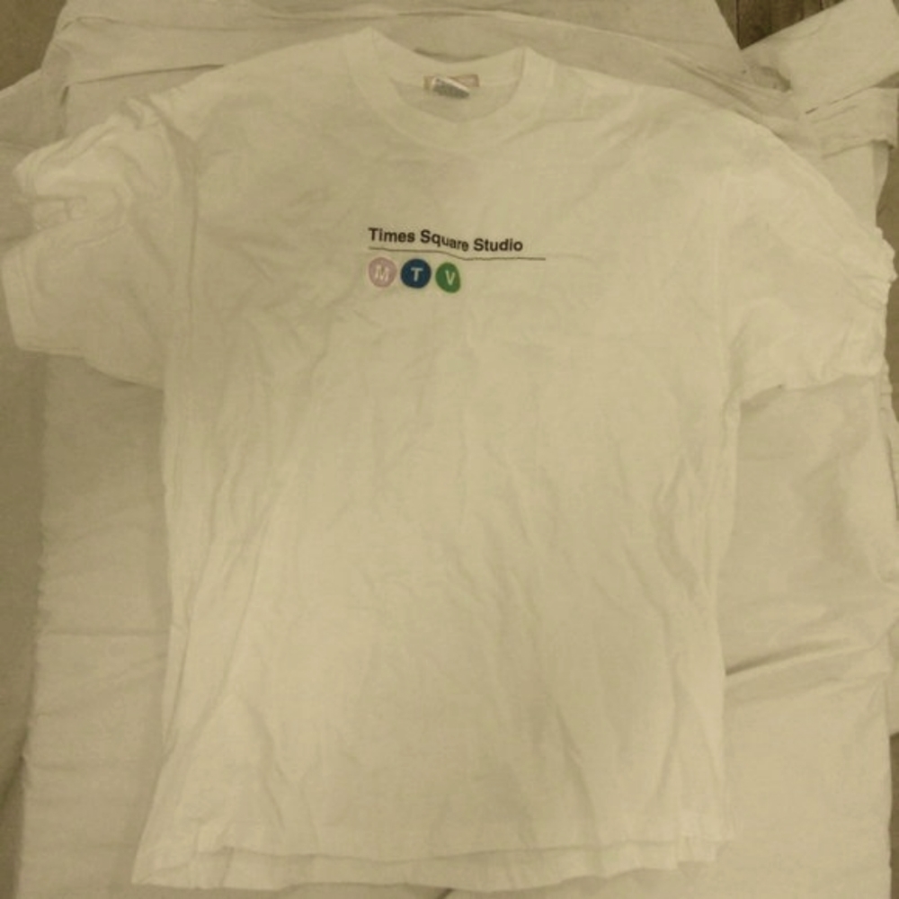 Vtg '02 MTV Studios Times Square Tshirt XL white cotton Never Worn